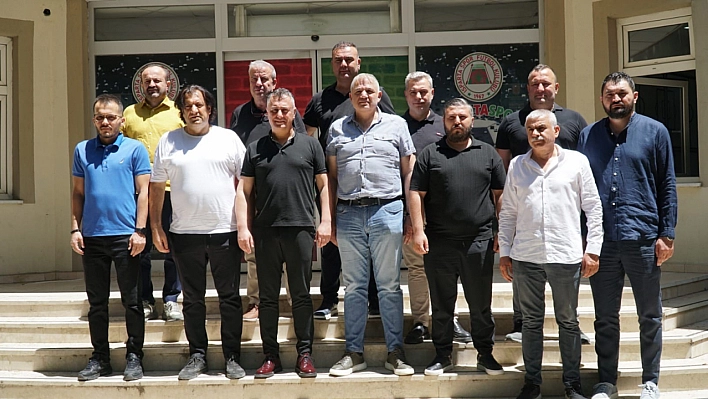 Isparta 32 Spor Bülent Akan'a emanet