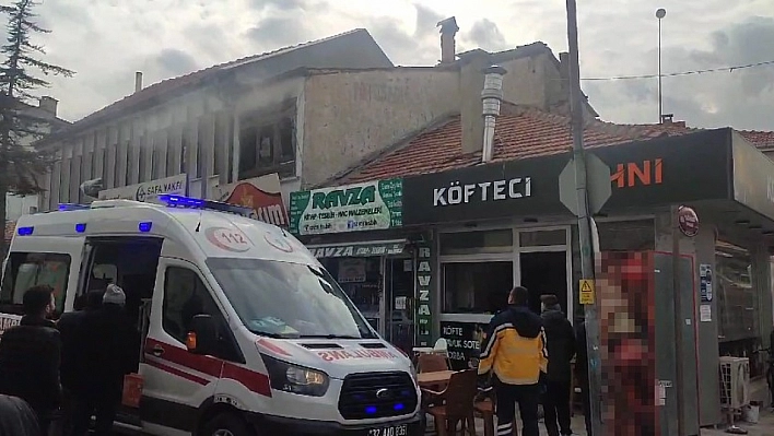 Isparta'da ev yangını itfaiye ekiplerince söndürüldü