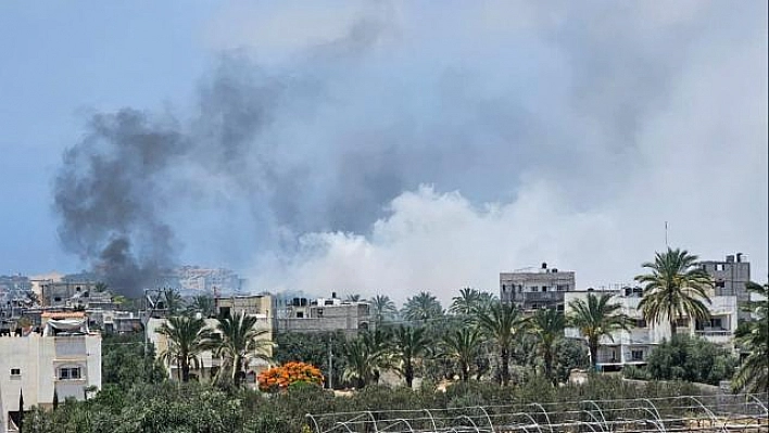 İsrail Gazze'ye yoğun saldırı başlattı