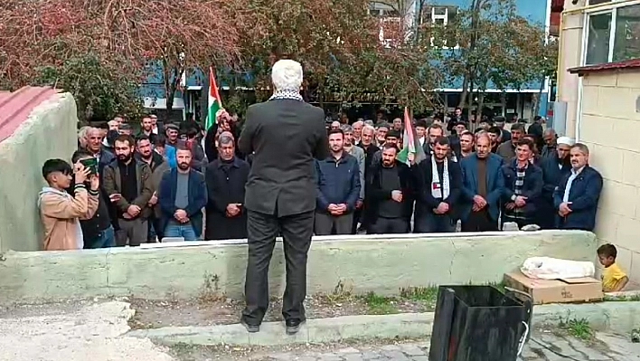 İsrail'in katliamları protesto edildi