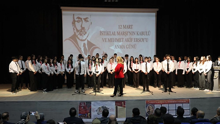 İstiklal Marşı'nın Kabulü ve Mehmet Akif Ersoy'u anma programı düzenlendi