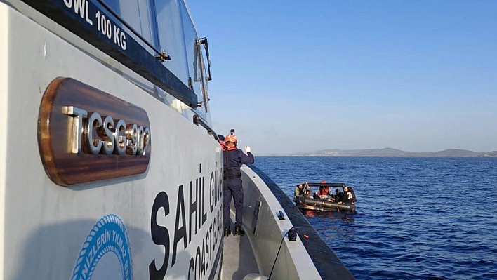 İzmir'de 73 Düzensiz Göçmen Yakalandı