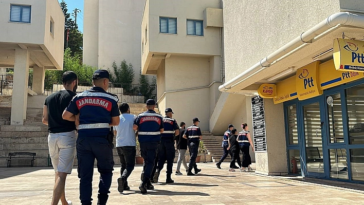 Jandarma insan ticaretlerine göz açtırmadı