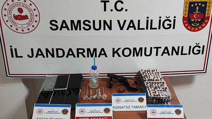 Jandarma uyuşturucu tacirlerine göz açtırmadı