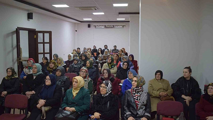 Malatya'da Kadın Akademisi Projesi Başladı: Medya Okuryazarlığı ile Kadınlara Eğitim Verildi!