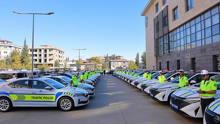 Kahramanmaraş Emniyetine 63 Araç Desteği