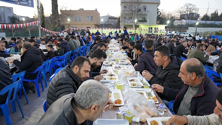 Kahta Belediyesi Gönül Sofrası'na yoğun ilgi