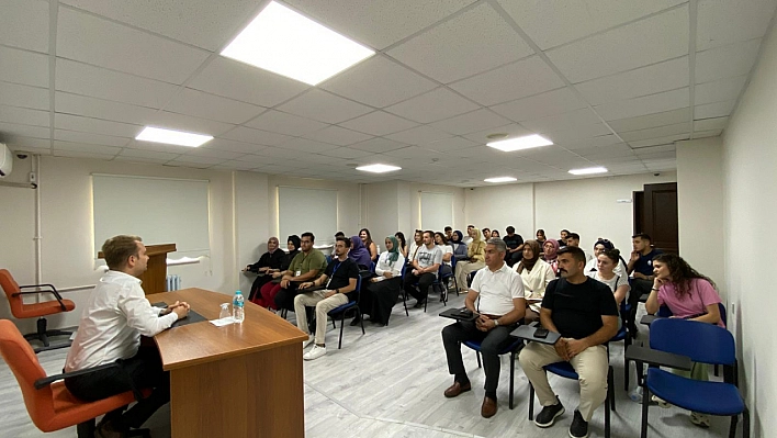 Kale Kaymakamı İnce, vatandaşlarla buluştu