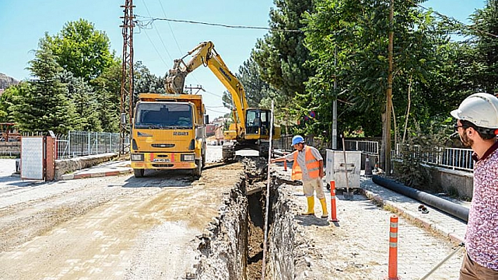 Kanalizasyon hattı yenilendi