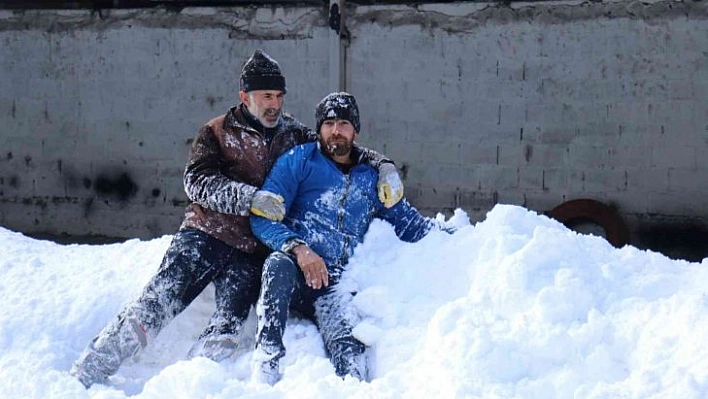 Çocuklar gibi eğlendiler