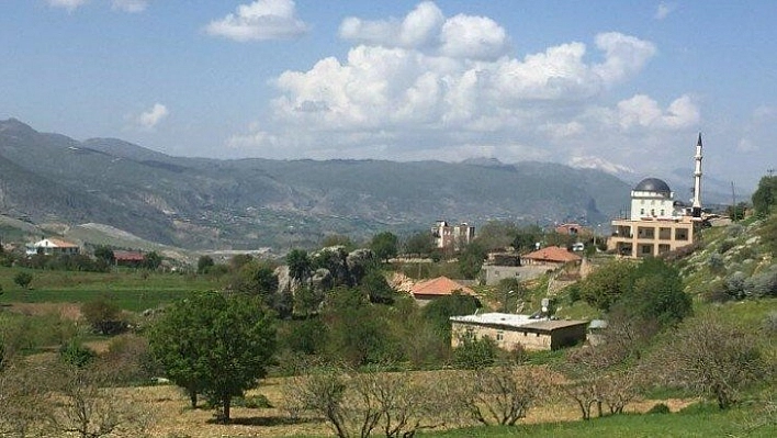 Karantina altındaki köyde ilk ölüm