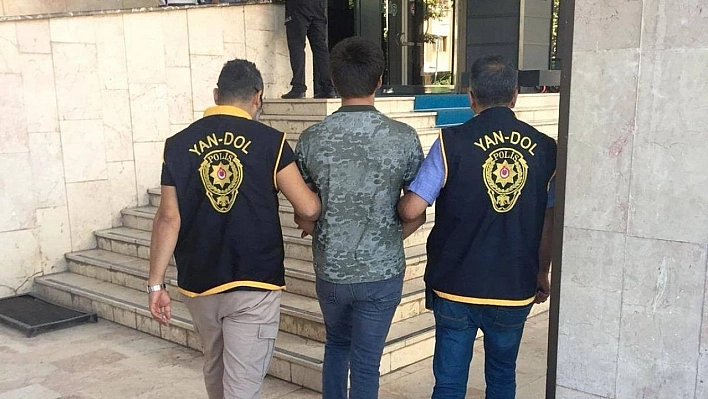 Dolandırıcılar polisten kaçamadı