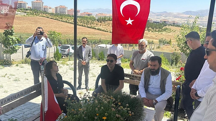 Kaymakam Dilekli'den veda öncesi anlamlı ziyaret