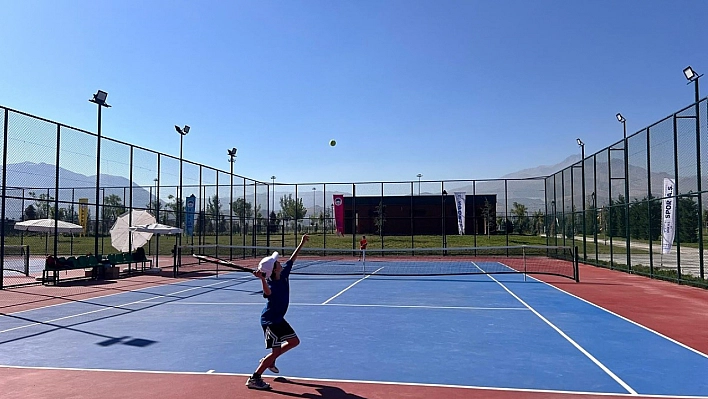 Kayseri Tenis Turnuvası'na ev sahipliği yapıyor