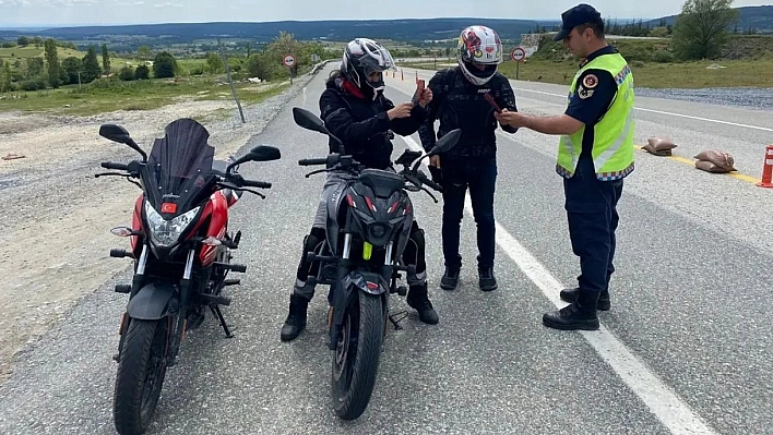 Kırklareli'nde motosiklet sürücüleri denetlendi