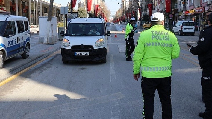 Polise takıldılar