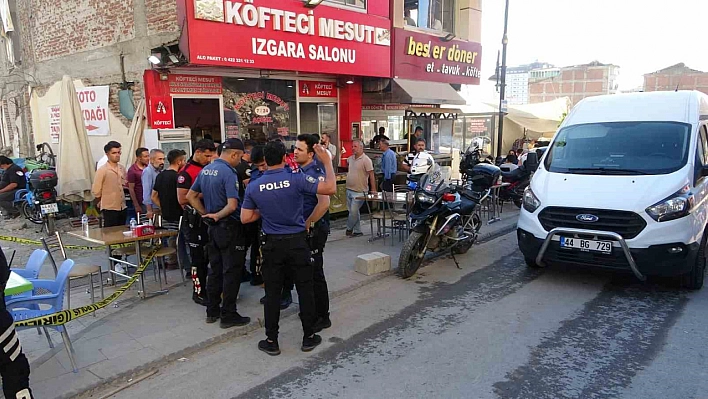 Köftecide silahlı kavga