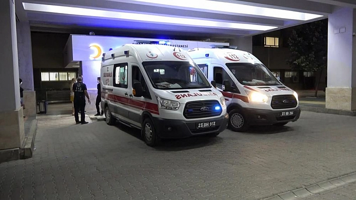 Komşu kavgası: 2 yaralı