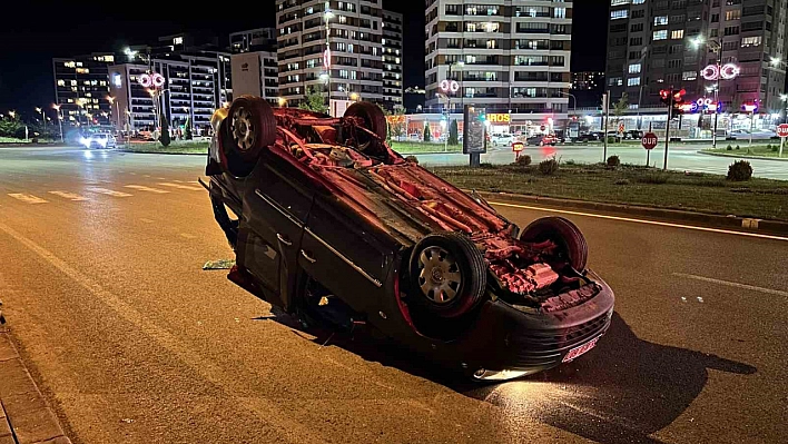 Takla atıp 70 metre sürüklendi: 6 yaralı