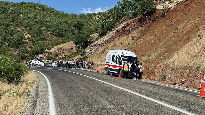 Kontrolden çıkan motosiklet devrildi: 1 ölü, 1 yaralı