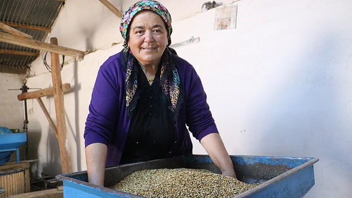 Köyün değirmenci ablası