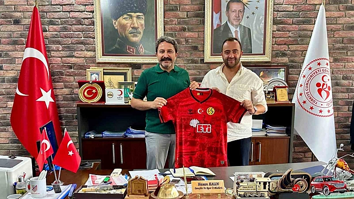 Kulüp yönetiminden Gençlik ve Spor İl Müdürü Hasan Kalın'a ziyaret