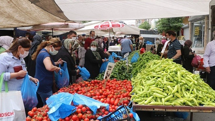 Semt pazarı  yüzleri güldürdü