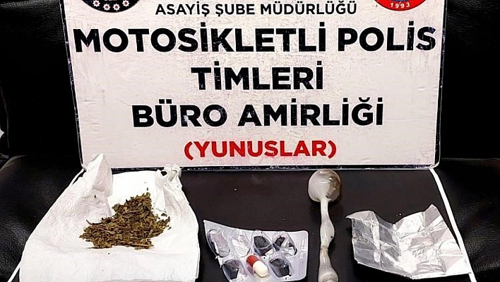 Üzerlerinden uyuşturucu çıktı