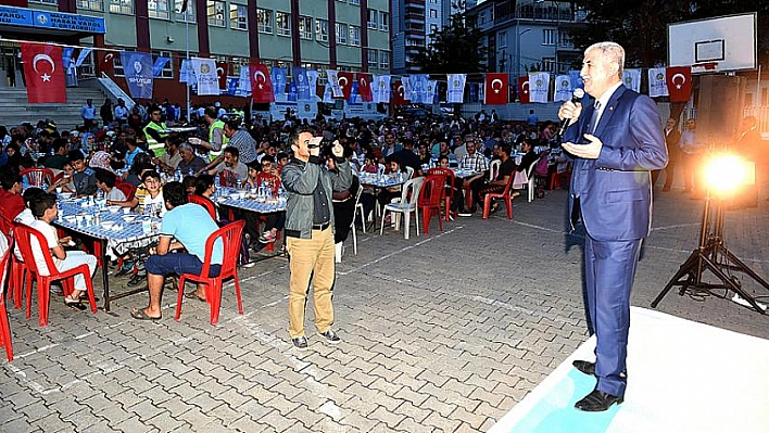 Mahalle iftarına yoğun ilgi