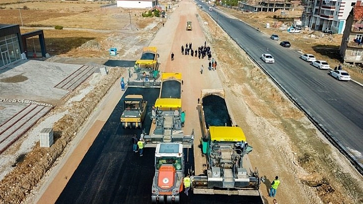 403 kilometrelik yol asfaltlandı