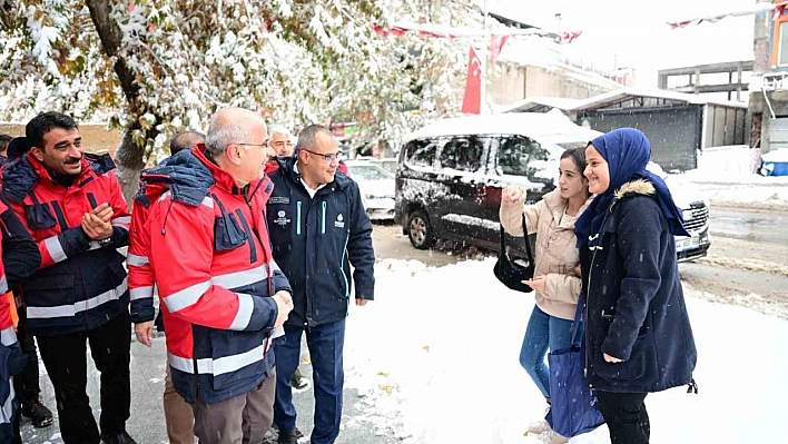 Malatya'da Karla Mücadele Seferberliği: 269 Araç ve 1046 Personel Sahada!