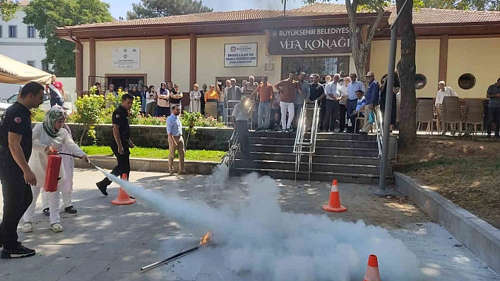 Panik Yok, Bilinç Var! Malatya'da 'Afetlere Hazırlık' Eğitimleri Yoğun İlgi Gördü