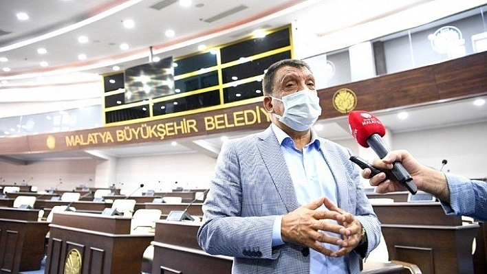 Büyükşehir meclis salonu yenilendi