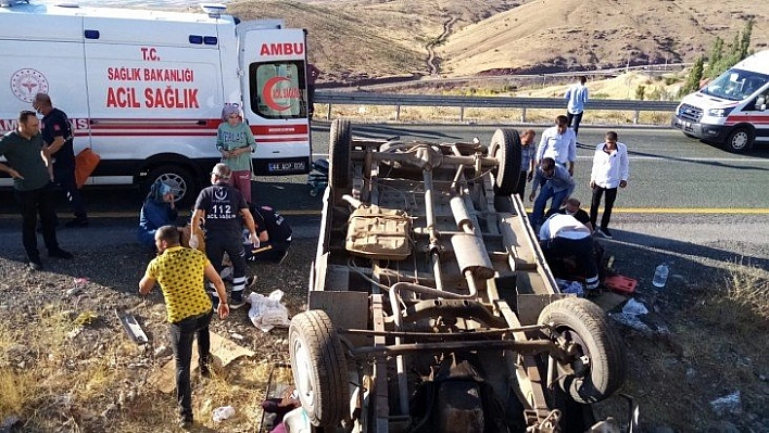 Trafik kazası 14 yaralı
