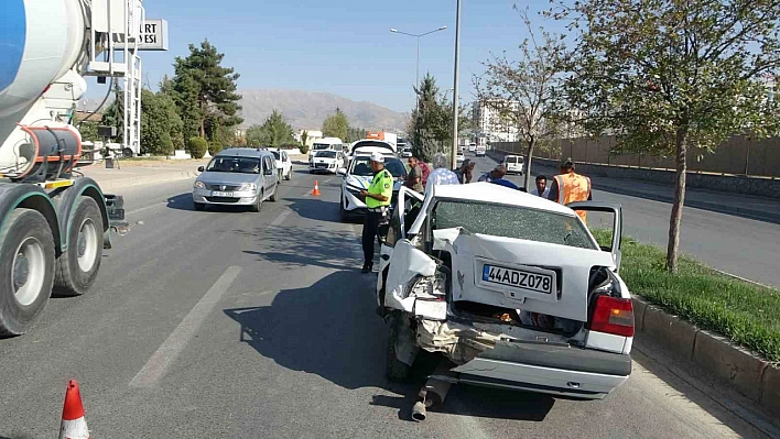 Malatya'da Zincirleme Kaza: Trafik Ferç Oldu...