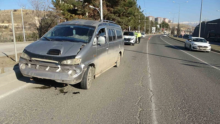 Malatya'da 5 araçlı zincirleme kaza: 2 yaralı