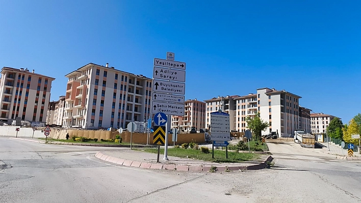 Malatya'da tamamlanan 750 dairenin 3'ünü teslim ettiler…