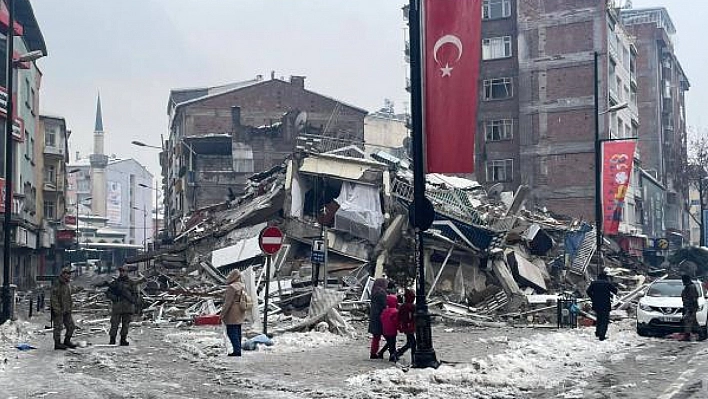 Malatya'da Deprem Yardımları Eşit Dağıtılmadı! Merkez 2 İlçeye Farklı Tarife…!