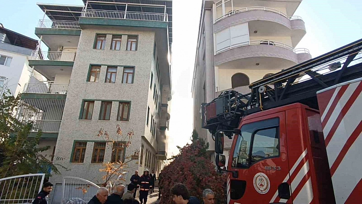 Malatya'da Evde Korkutan Yangın!