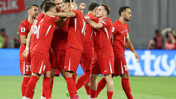 Malatya'da futbol heyecanı dorukta! Karşılaşma dev ekrandan izlenecek!