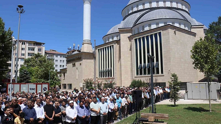 Malatya'da gıyabi cenaze namazı kılındı