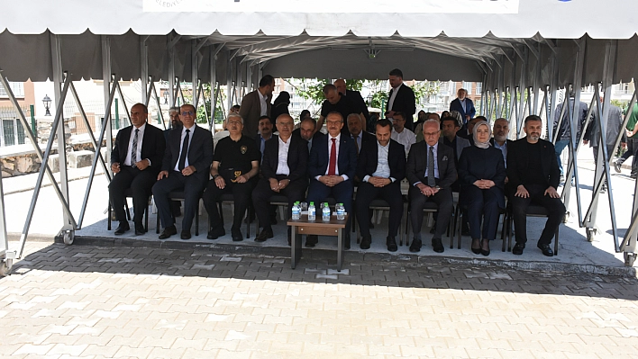 Malatya'da Ilıcak Camisi ve Kur'an Kursu Dualarla Açıldı