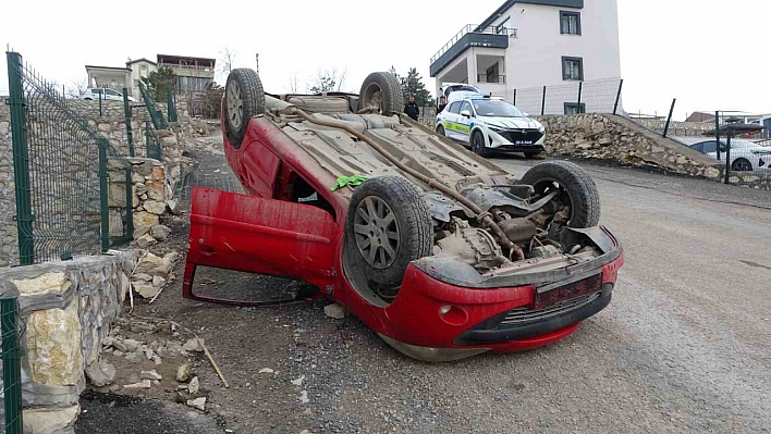 Malatya'da Feci Kaza: Araç Ters Döndü, 1 Yaralı!