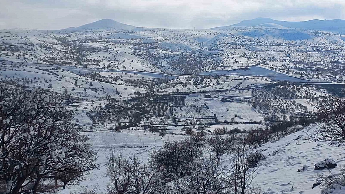 Malatya'da Kar Yağışı Etkili Oluyor....