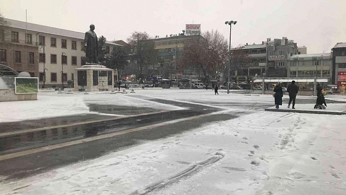 Kar yağışı etkili oluyor