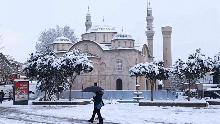 Kar etkili oldu