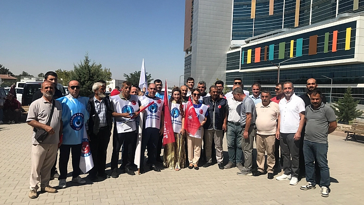 Malatya'da memurlar eylemde 'Bu teklifle ne tencere kaynar, ne memur yaşar'