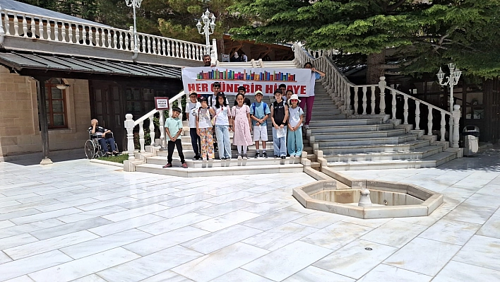 Malatya'da minik yüreklere anlamlı dokunuş: Her güne bir hikaye…!