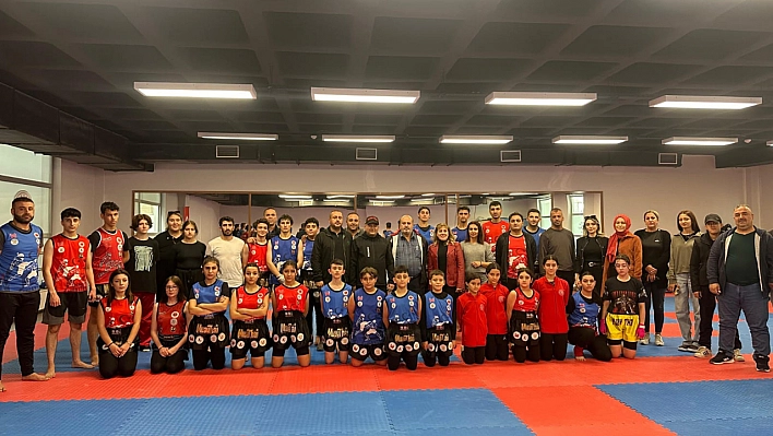 Malatya'da Muay Thai Şöleni: 50 Sporcu Daha Belgesini Aldı!