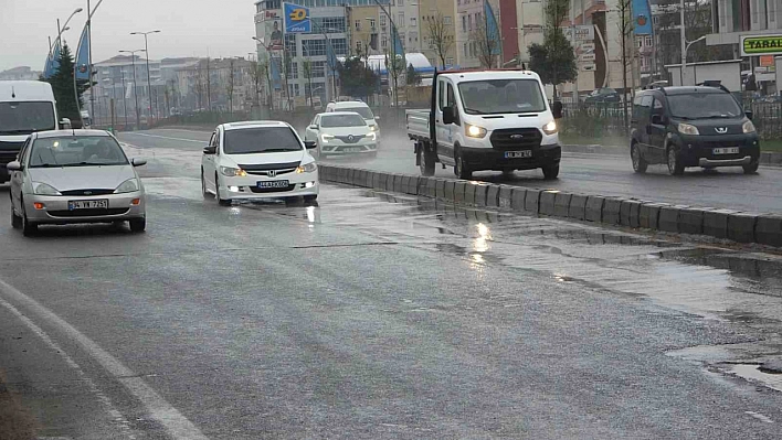 Malatya'da sağanak etkili oluyor